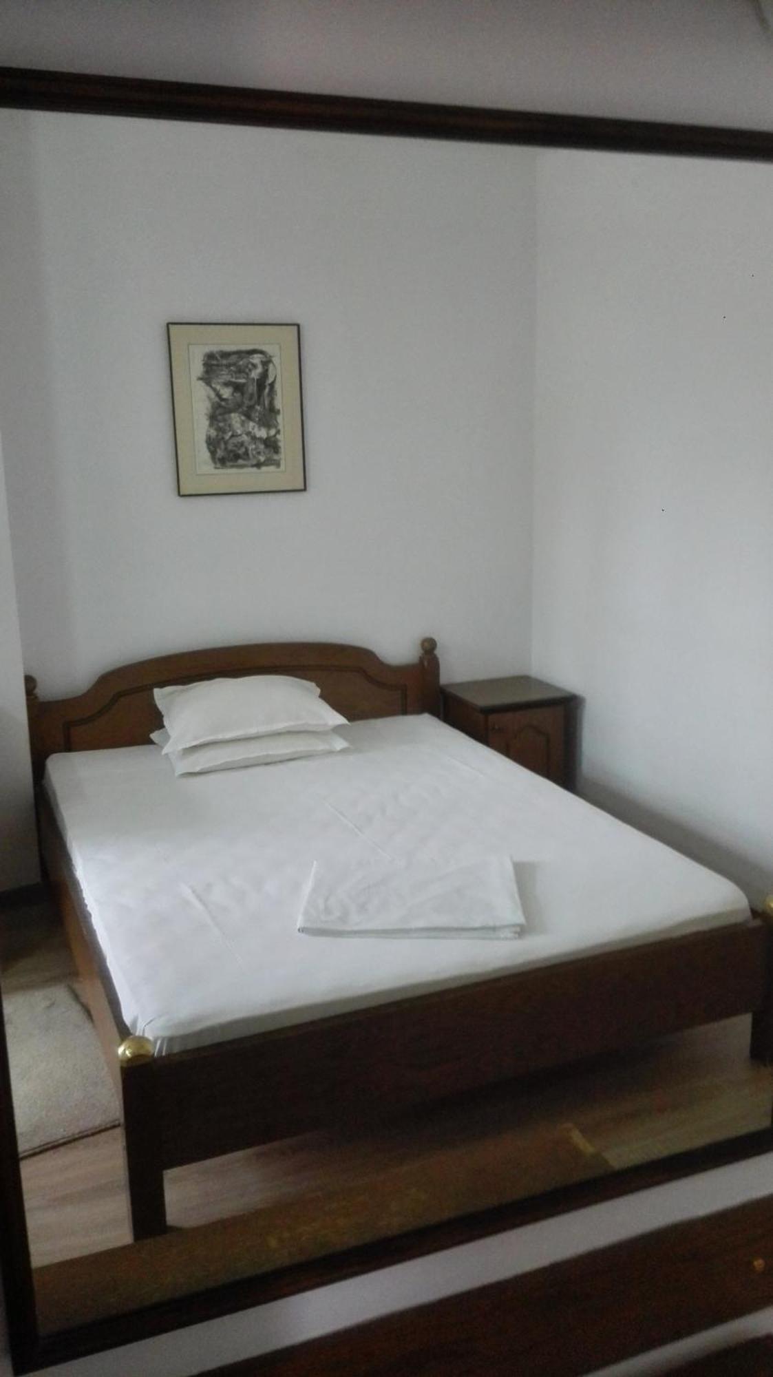 Family Hotel Rositsa Sevlievo Exterior foto